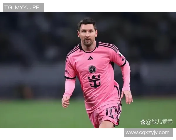 2010年足球明星风采回顾与传奇瞬间的精彩再现